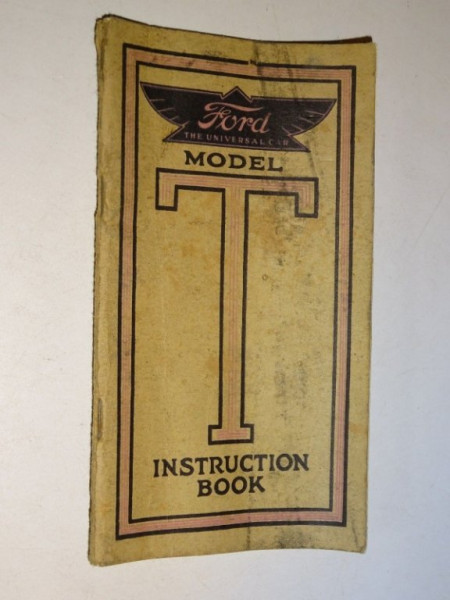 ModelT_1913_Instruction Manual_Authentic with blue lines in border.jpg
