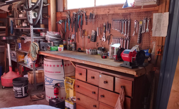 Temporarily organized barn work area