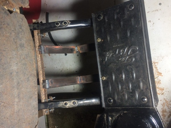 TT battery carrier