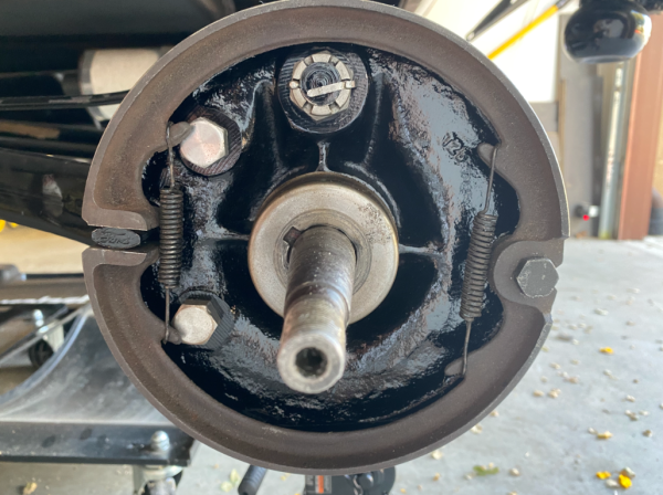 Seattle Ford left rear hub .png
