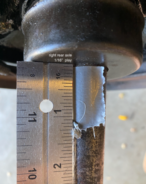 Seattle Ford right rear axle play one sixteenth .png