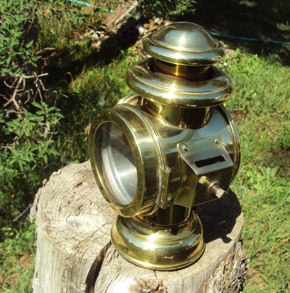 Lamp1.jpg