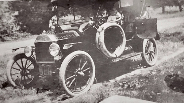 1915FordmodelTtouring12.jpg
