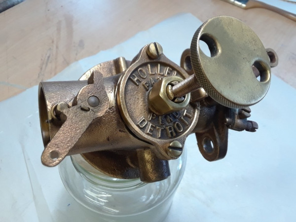 Holley carb came with Metz,d.jpeg