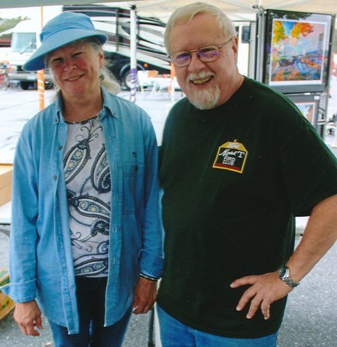 Terry and Sue at Hershey 2021 cropped.jpg