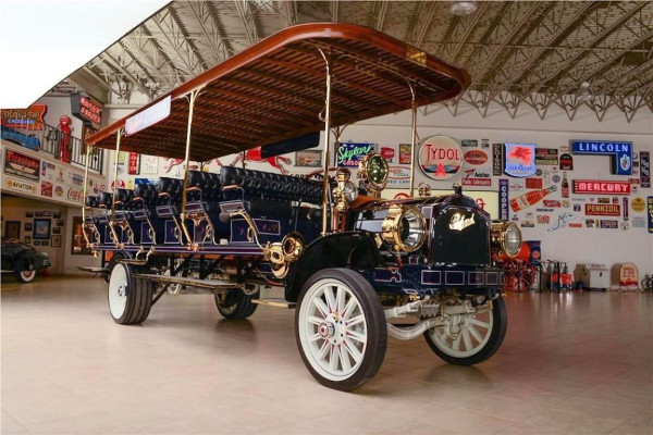 1912-Packard-Touring-Bus-003-1200x800.jpg