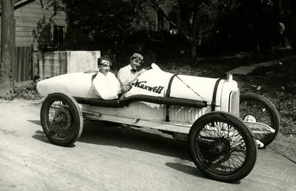 1916 Racer Rickenbacker Henderson.png
