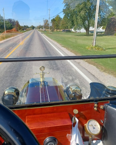 I know, I know...shouldn't take pics while driving. My bad!