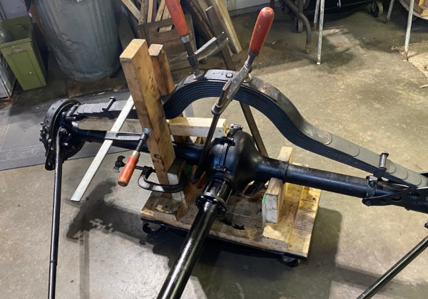 26T rear spring spreader mres.jpeg