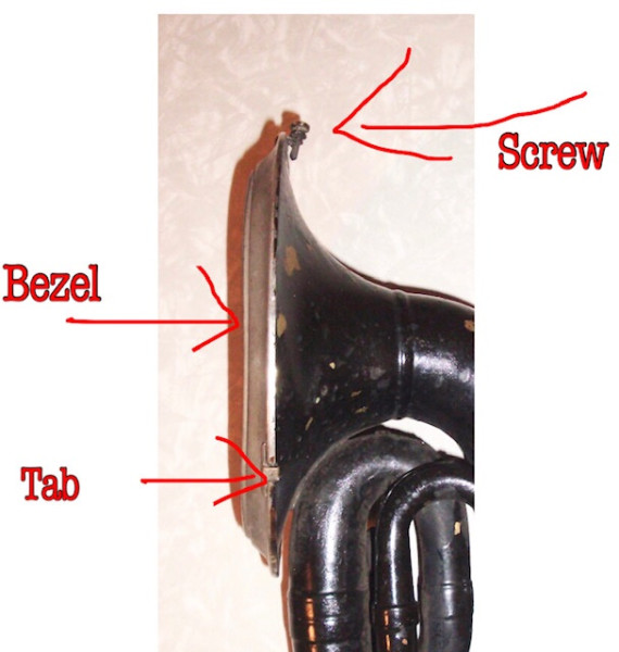 Horn bezel 1