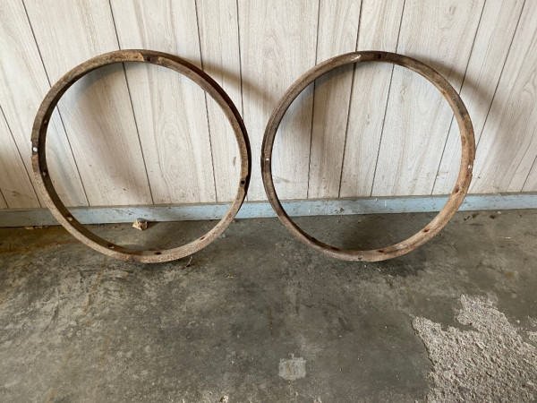 Model t rims.JPG