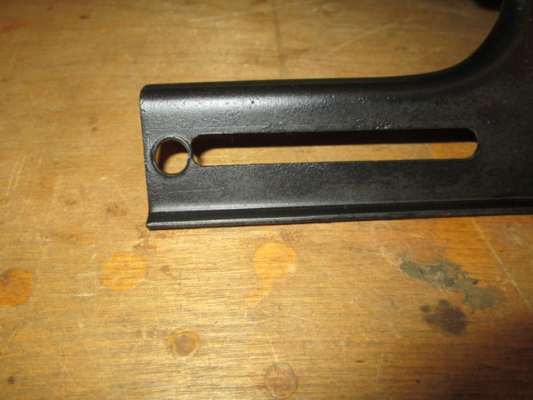 hole in bracket.JPG