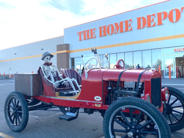 24T Skeleton Home Depot.jpeg