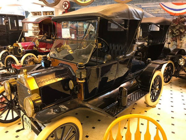1913 Roadster.JPG