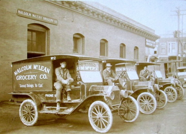 McLean Grocery trucks on Spokane St, 1916.jpg