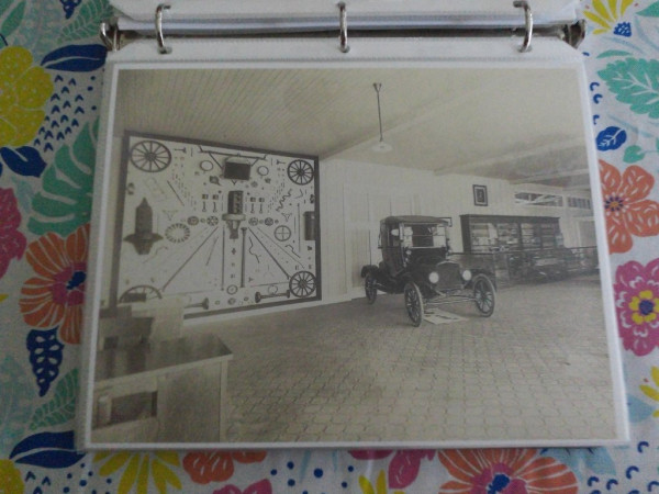early 1917 Model T coupelet .jpg