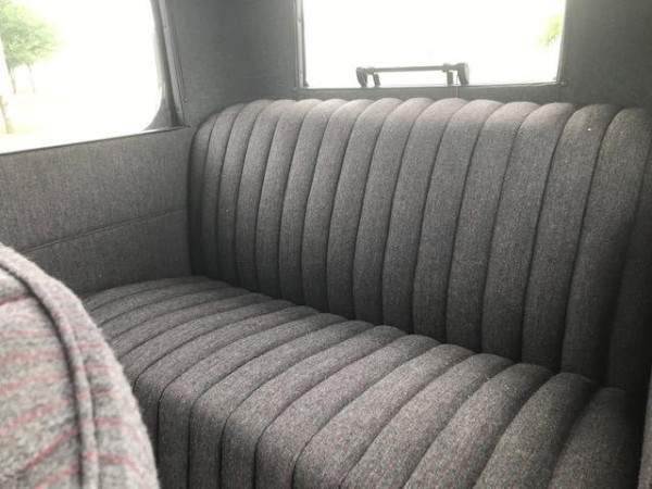 intbackseat.jpg