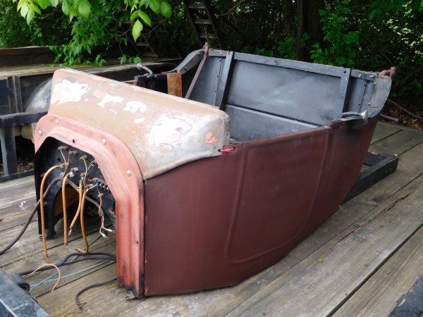 15 Roadster Body 004.JPG