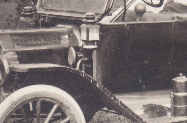 1914 MODEL T FORD HORN UP SIDE DOWN_b.jpg