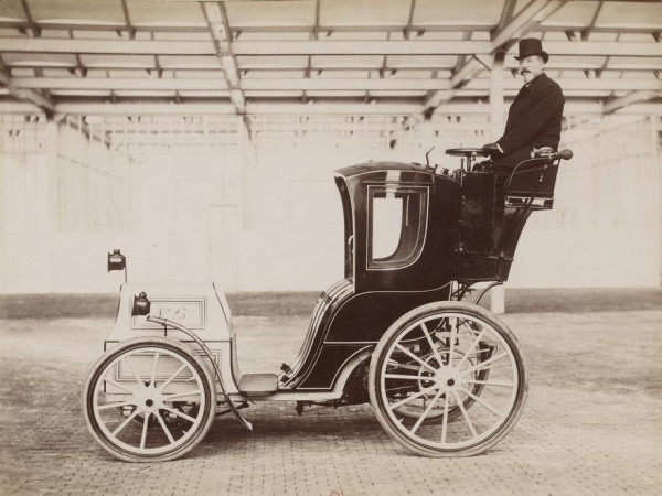 Jeantaud 1898.jpg