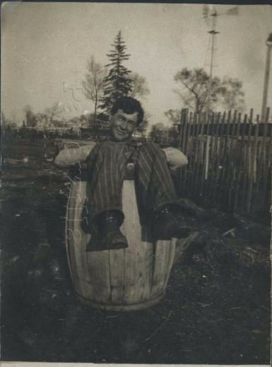barrel man.JPG