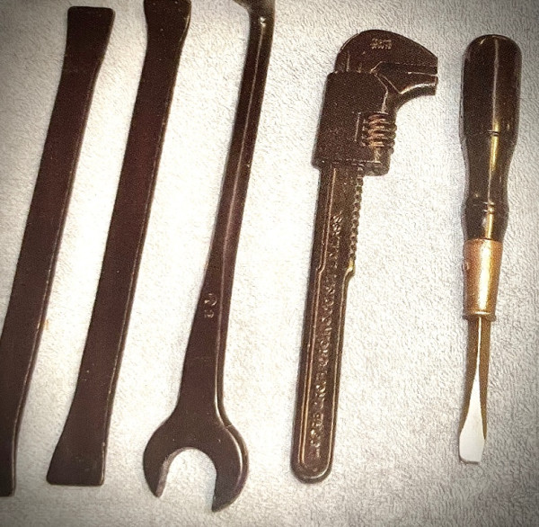 15-16 tools.jpg