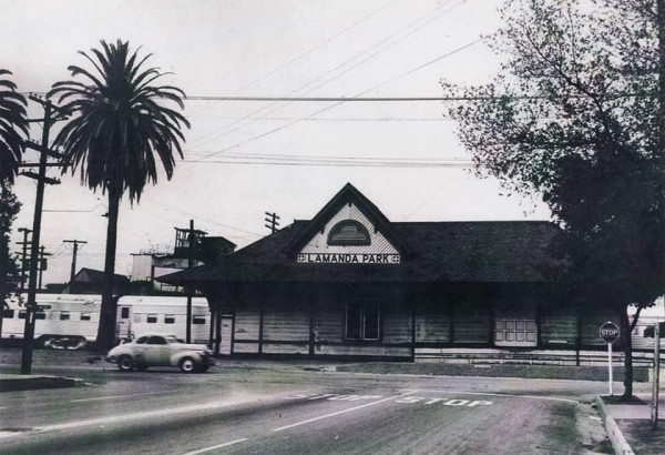 lamanda park station.jpg