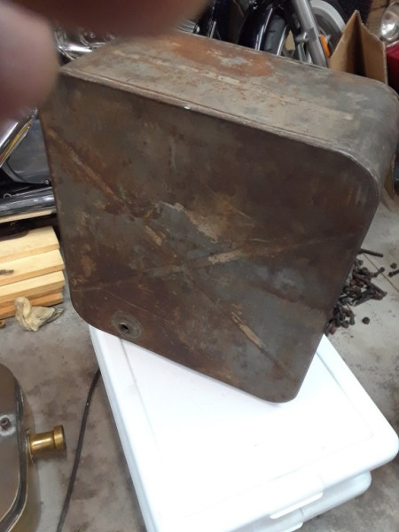 Gas tank,b.jpg