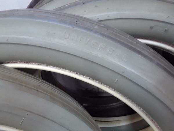 Tires,b.jpg