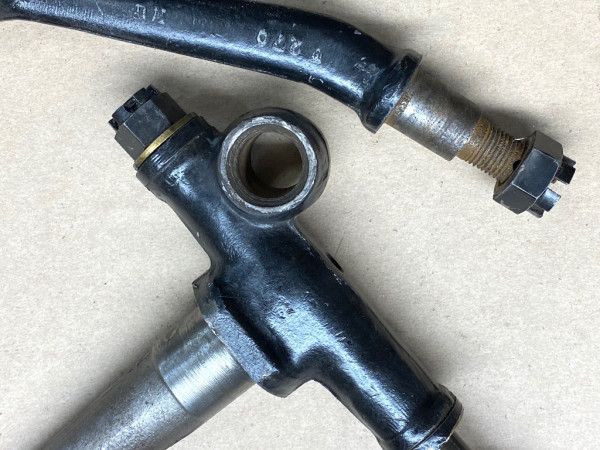 11T spindle & arm left.jpeg