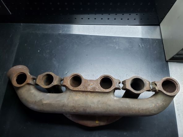 32 Manifold 4s.jpg