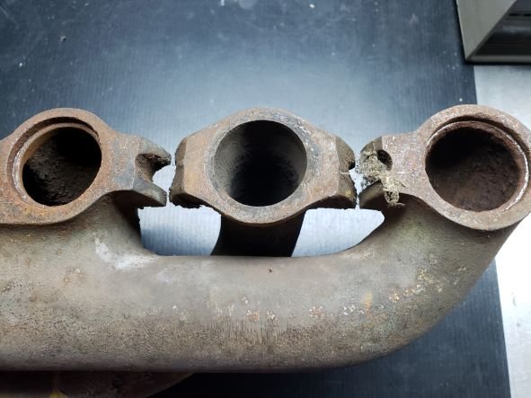 32 Manifold 5s.jpg