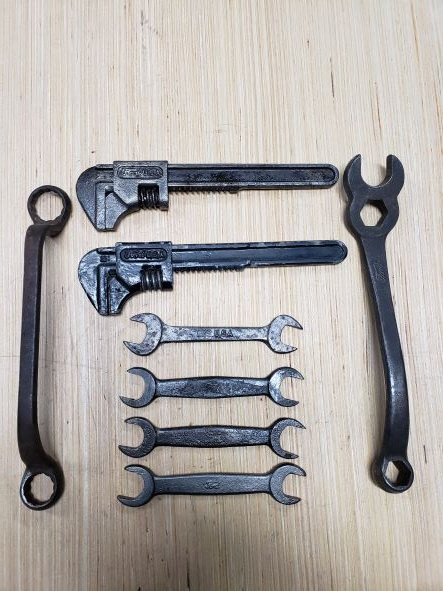 Odd Lot Of Tools 1s.jpg