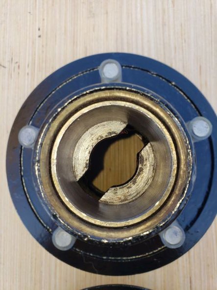 Hub Set Front 3 Wire Wheel 3s.jpg