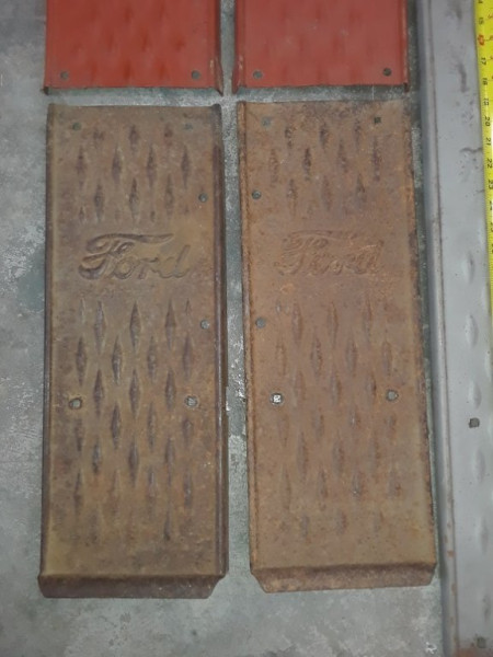Running board,TT,newer.jpg