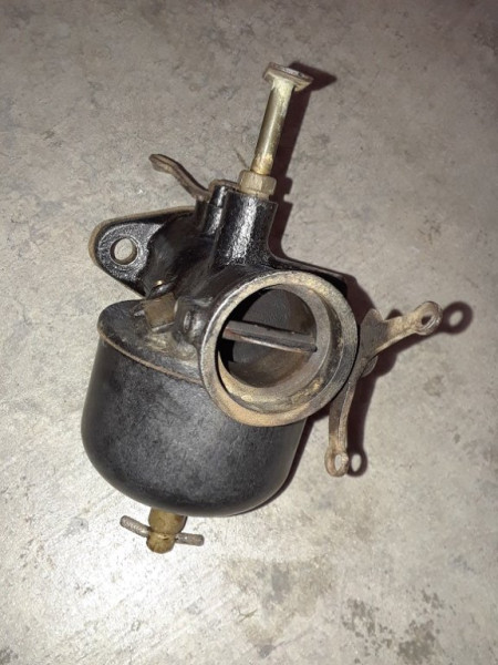 Carburetor.jpg