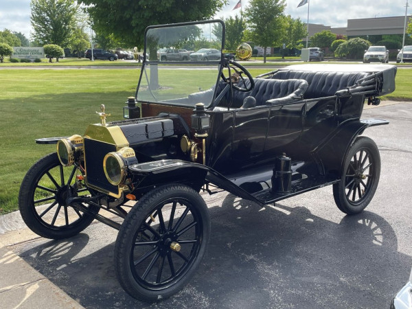 Model_T_at_Jones.jpg