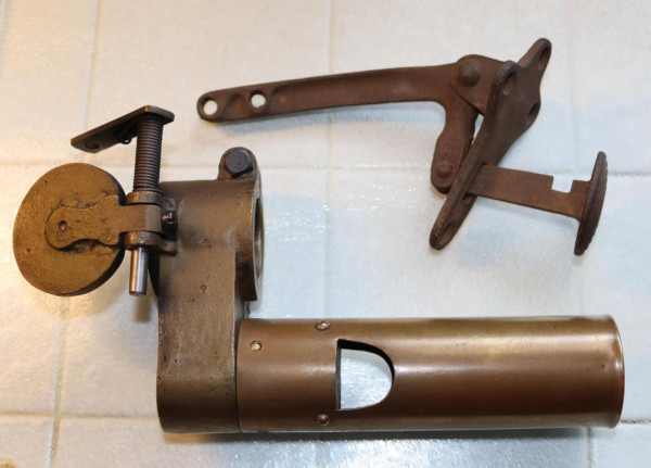 Brass Tail Pipe Whistle with Kick Pedal 2.jpg