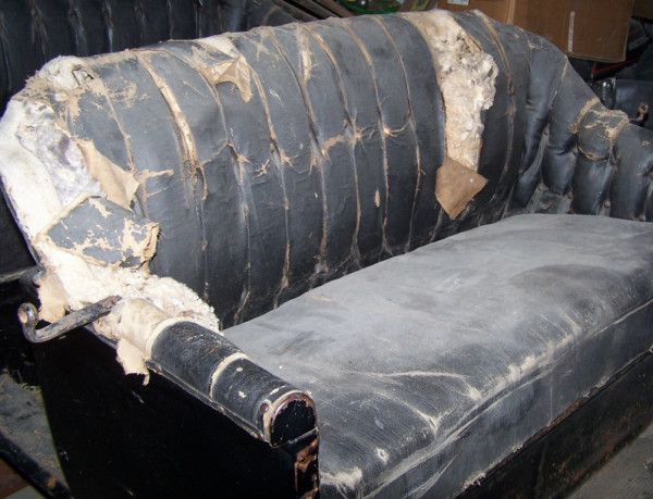 032-Body_Front_Seat.jpg