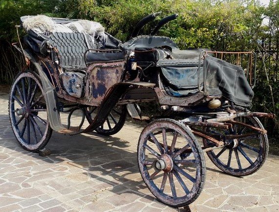 carriage.jpg