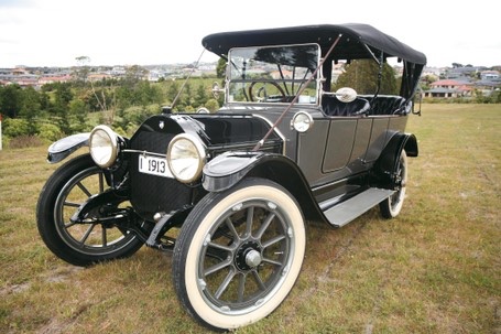 1913 Maxwell Touring.jpg