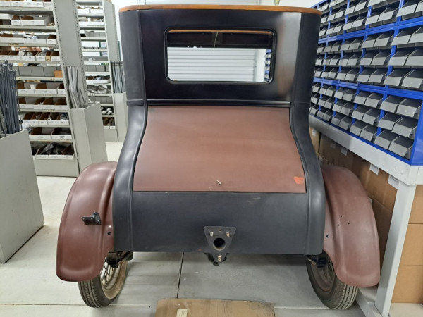 Car 4.jpg