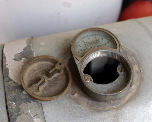 Penberthy gas tank gauge 5.jpg