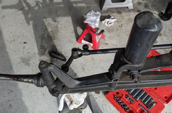 T shock absorber.JPG