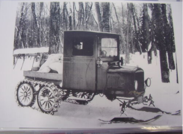 Model TT snowmobile.PNG