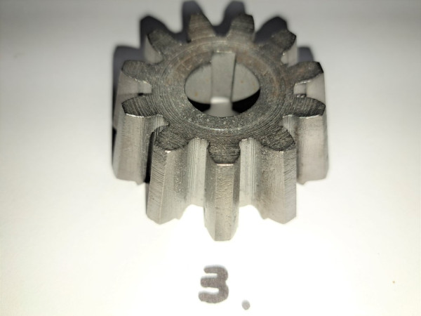 Pinion 3.jpg