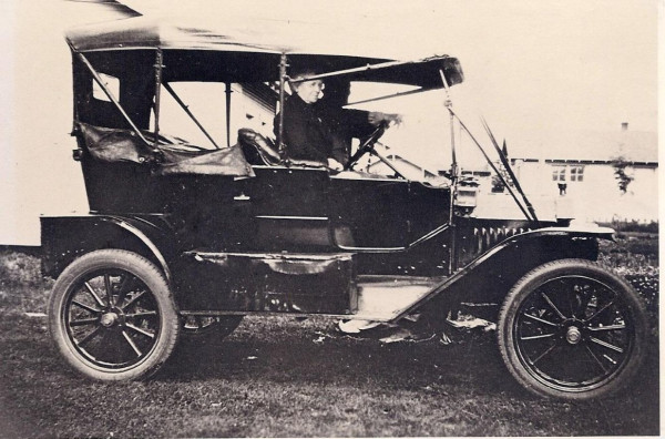 1911 original photo 1.JPG