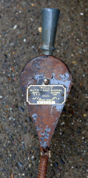 Auto Hand Signal 3.jpg