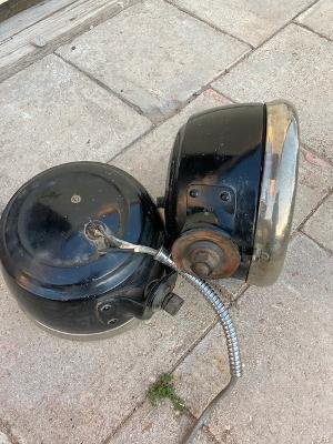 Headlight 3.jpg