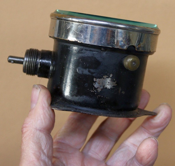Ford Special Standard Speedometer 3.jpg